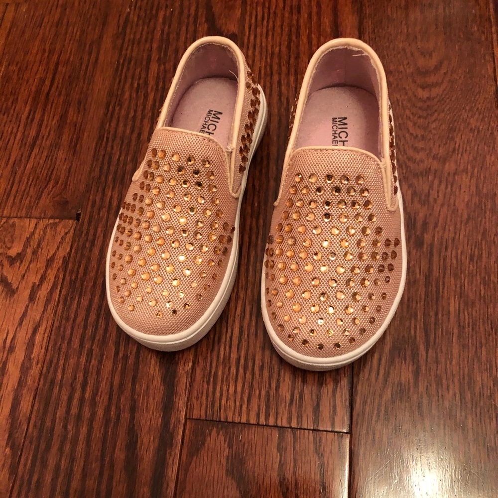 Sneaker slides - Picture 1 of 4